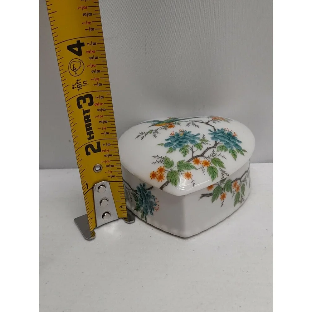 Vtg Chinese Asian Heart Shaped Porcelain Trinket Box Floral Bird Peacock